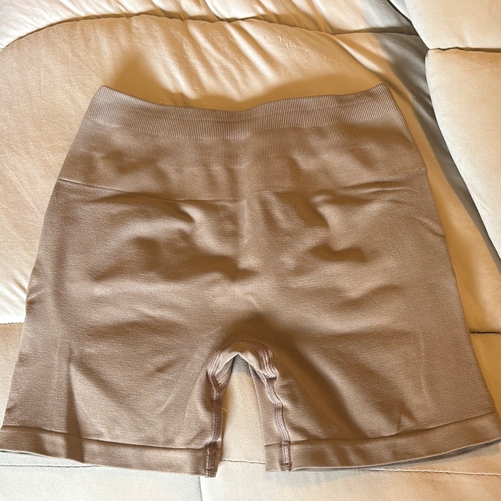 Alphalete Tan Bike Shorts High-Waisted Stretch Fit